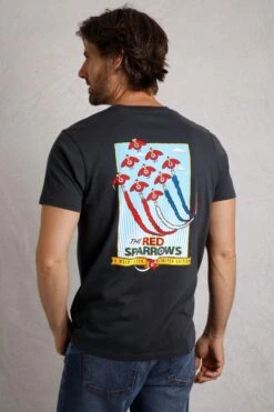 Red Sparrows Back Print Artist T-Shirt Navy -Everyday Luxe 114739