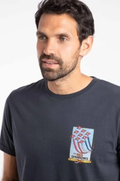 Red Sparrows Back Print Artist T-Shirt Navy -Everyday Luxe 114937