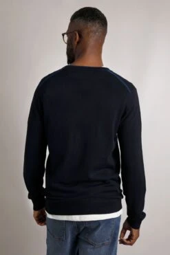 Noah Crew Neck Fine Knit Jumper Midnight -Everyday Luxe 116523