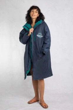 Atlantic Unisex Waterproof Changing Robe Blue Surf 18 Atlantic Unisex Waterproof Changing Robe Blue Surf -Everyday Luxe 121743