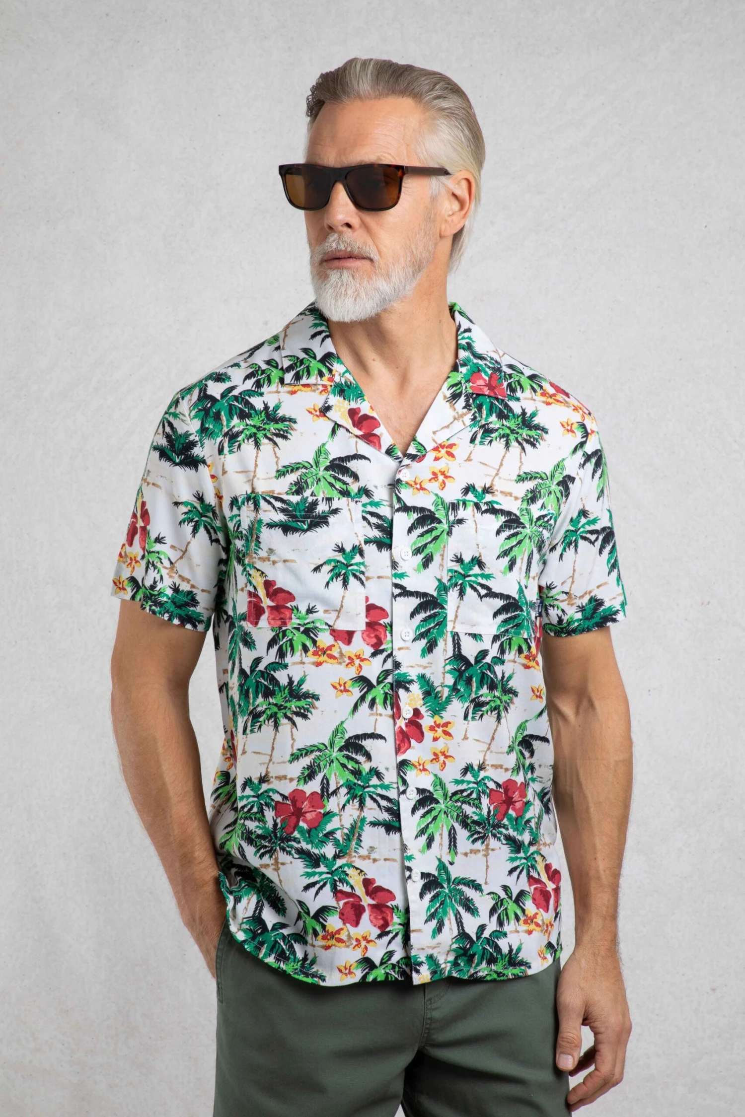 Holborn Eco Viscose Hawaiian Shirt Peapod 6 Holborn Eco Viscose Hawaiian Shirt Peapod - Image 4