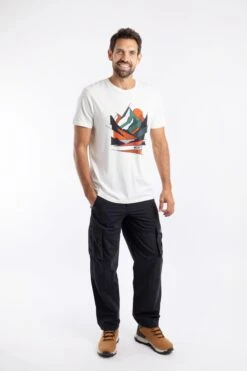 Aspect Mountains Front Print Graphic T-Shirt Dusty White -Everyday Luxe 127159