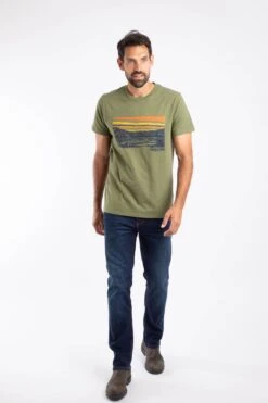 Boating Front Print Graphic T-Shirt Artichoke -Everyday Luxe 127599