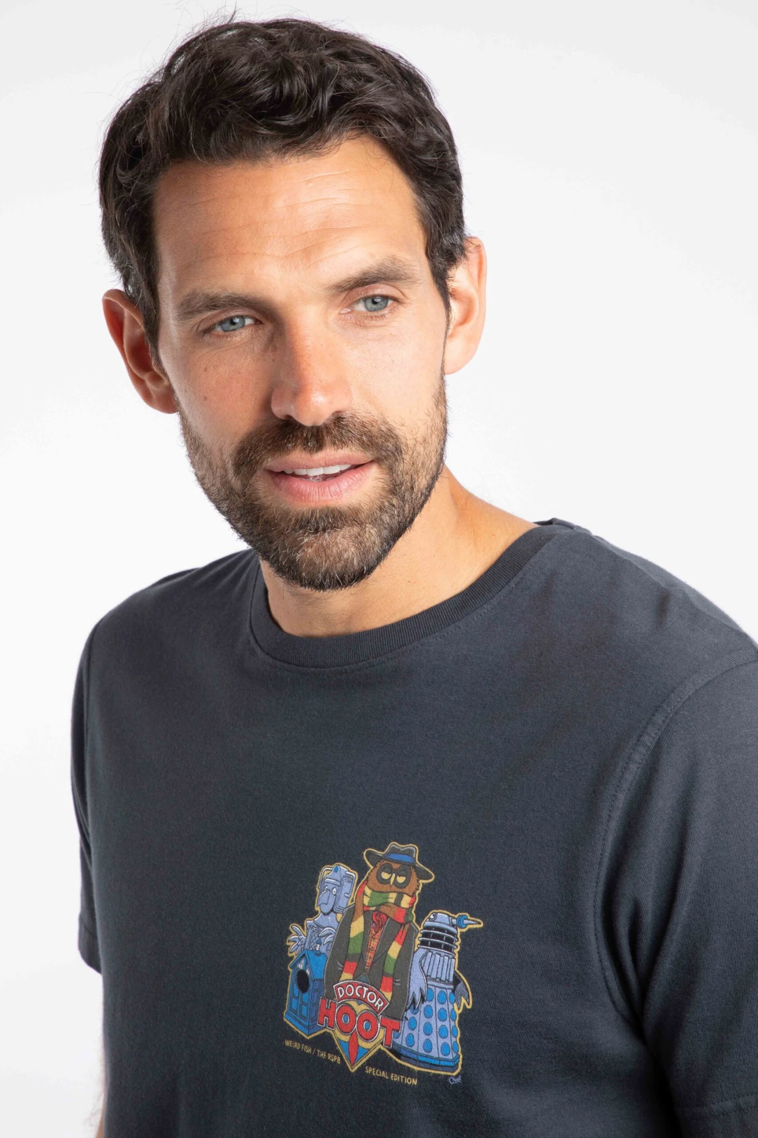 Doctor Hoot Back Print Artist T-Shirt Navy 7 Doctor Hoot Back Print Artist T-Shirt Navy - Image 5