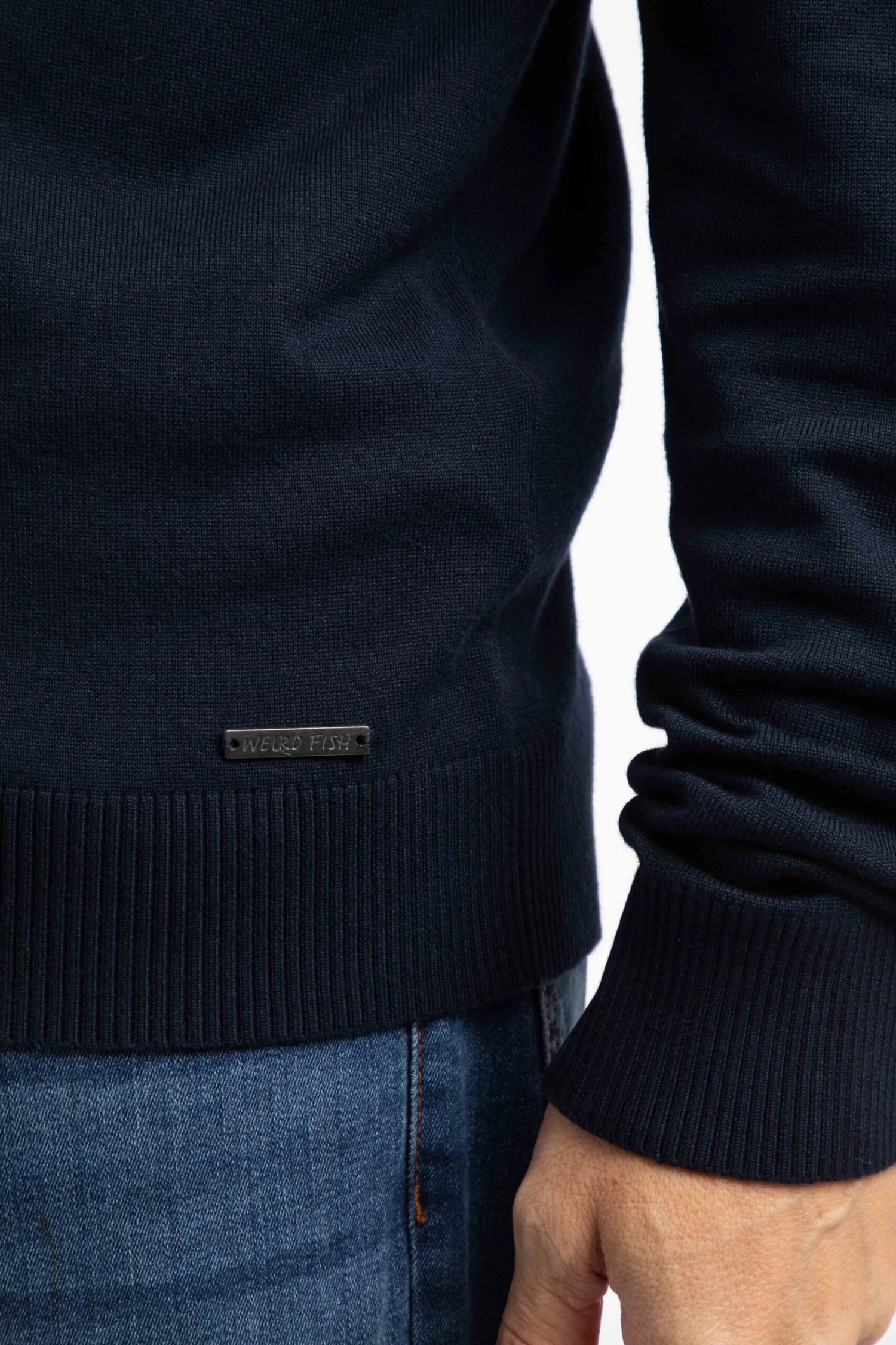 Frederick 1/4 Zip Fine Knit Jumper Midnight 10 Frederick 1/4 Zip Fine Knit Jumper Midnight - Image 8