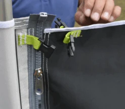 Dometic Pro Windbreak Door -Everyday Luxe 22595 2