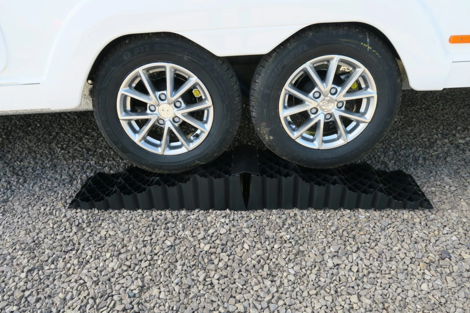 Milenco Quattro 3 Level 6 Milenco Quattro 3 Level - Image 4