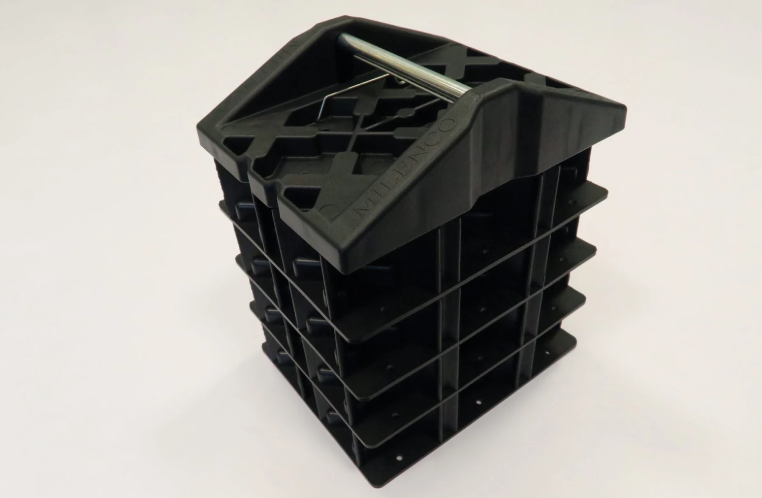 Milenco Stacka Jacka Pads - 4 Pack 5 Milenco Stacka Jacka Pads - 4 Pack - Image 3