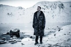 Dryrobe Advance Long Sleeve Black Camouflage - RECYCLED -Everyday Luxe 3F1A32342048 2024x2024 bbaddffc 7d54 49c3 a48c 4563154ccd63