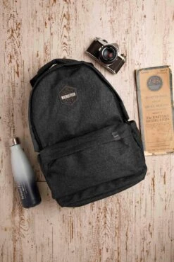 Nevis 25L Backpack Navy -Everyday Luxe 99958