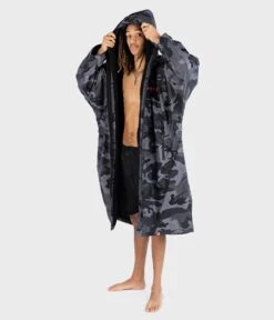 Dryrobe Advance Long Sleeve Black Camouflage - RECYCLED -Everyday Luxe Black Camo 2 2024x2024 28448b60 1a2e 4839 b7e0 fe8b88180f3a