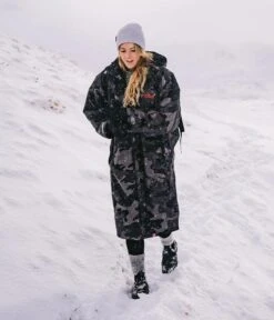 Dryrobe Advance Long Sleeve Black Camouflage - RECYCLED -Everyday Luxe Black Camo 8 2024x2024 278ace14 3a8f 49c4 b488 38fcf1e8fd51