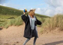 Dryrobe Advance Kids Short Sleeve BLACK BLUE -Everyday Luxe KIDS BEACH DRYROBE 176 09e98dbf 1e9d 4f2b 99f2 f026a29d85f7 2024x2024 2