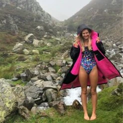 Dryrobe Advance Long Sleeve BLACK PINK - RECYCLED -Everyday Luxe LS BP Rachel 2024x2024 ec8688b4 e3e0 412c b9a1 71c5f4e0083a