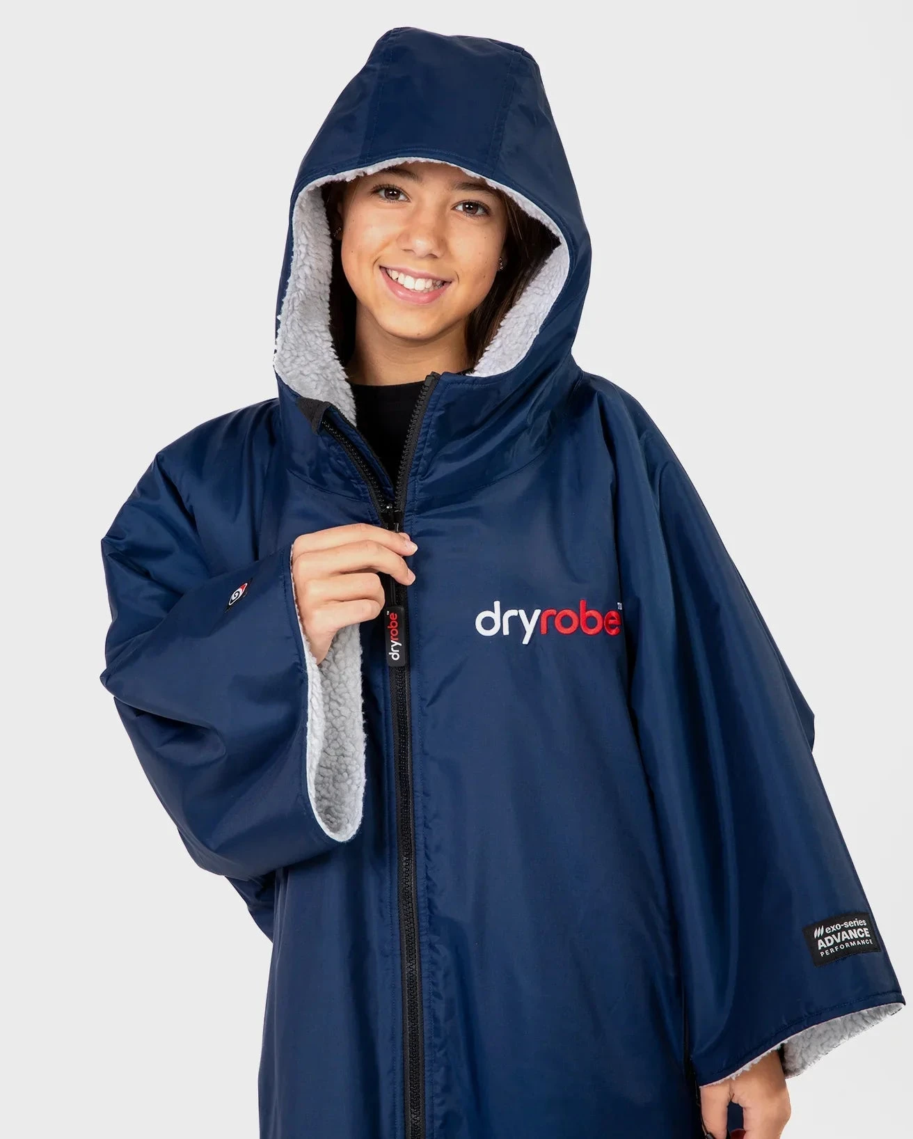 Dryrobe Advance Kids Short Sleeve Navy Grey 4 Dryrobe Advance Kids Short Sleeve Navy Grey - Image 2
