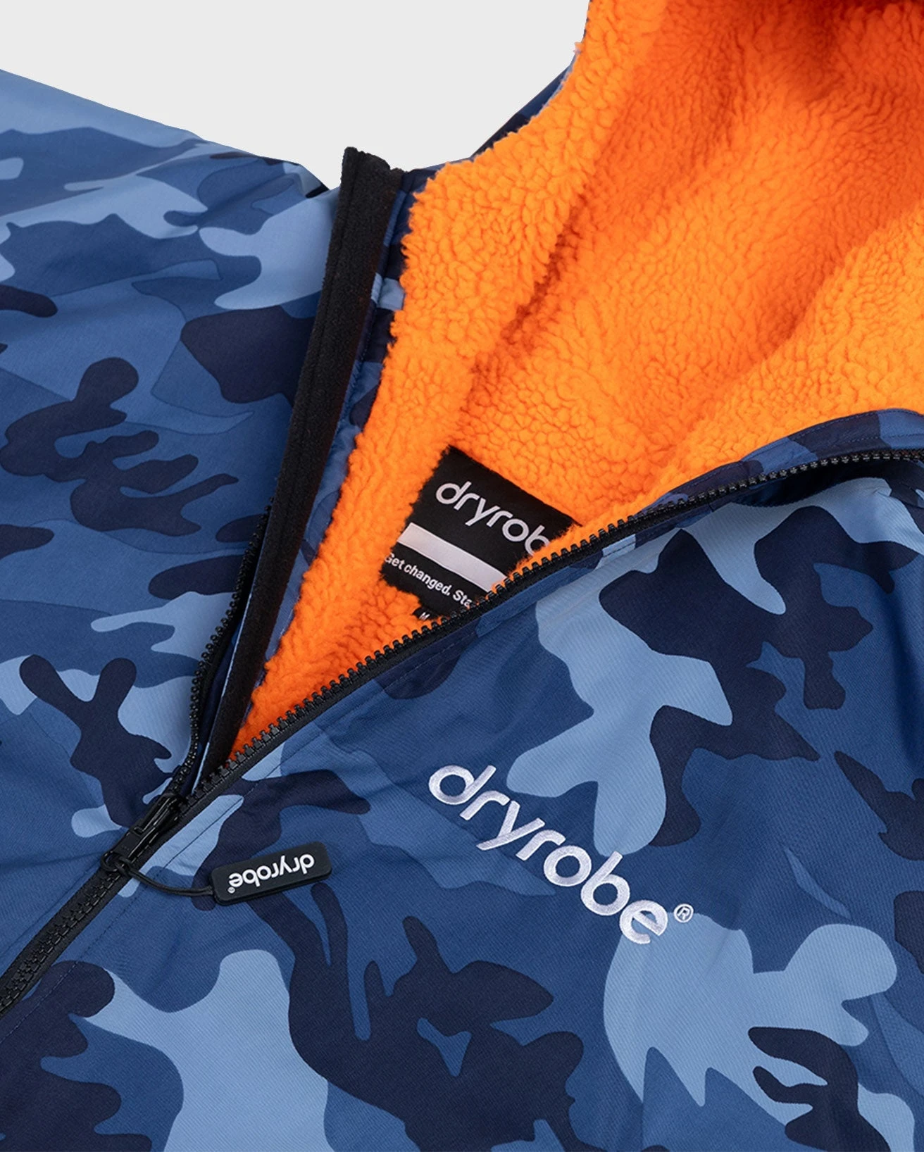 Dryrobe Advance Kids Long Sleeve Blue Camo / Orange 5 Dryrobe Advance Kids Long Sleeve Blue Camo / Orange - Image 3