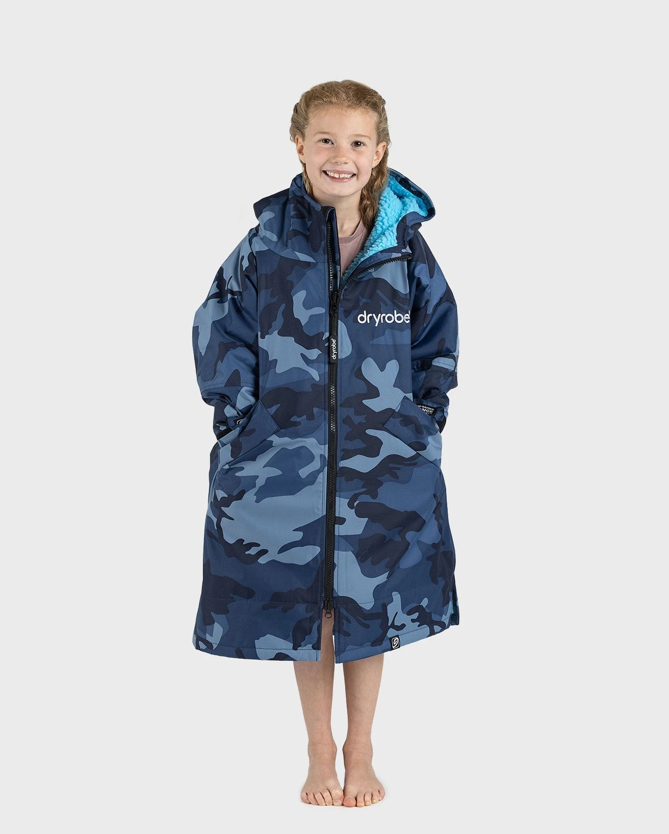 Dryrobe Advance Kids Long Sleeve Blue Camo / Blue 3 Dryrobe Advance Kids Long Sleeve Blue Camo / Blue